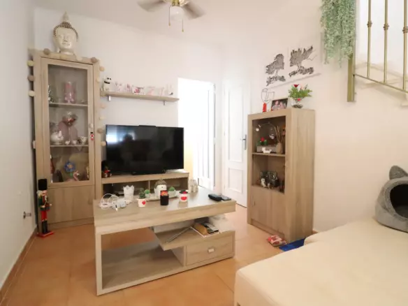 2-bedroom Property In Algorfa, Spain (93 M²)