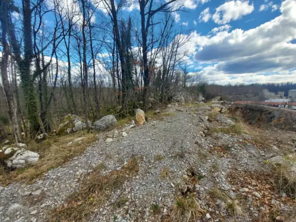Land In Permani, Croatia (1.640 M²)