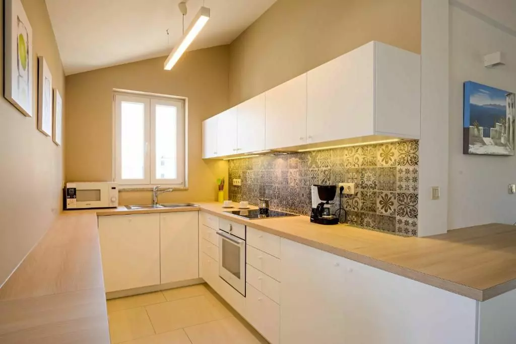 4-bedroom Apartment In Malinska, Croatia (118 M²)