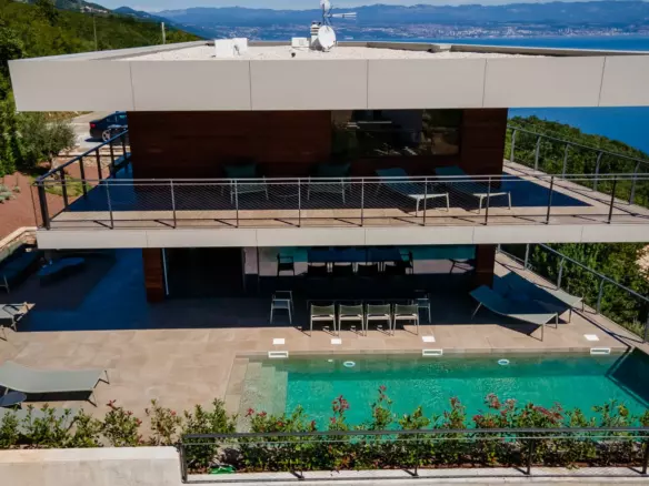 5-bedroom Villa In Mošćenice, Croatia (560 M²)
