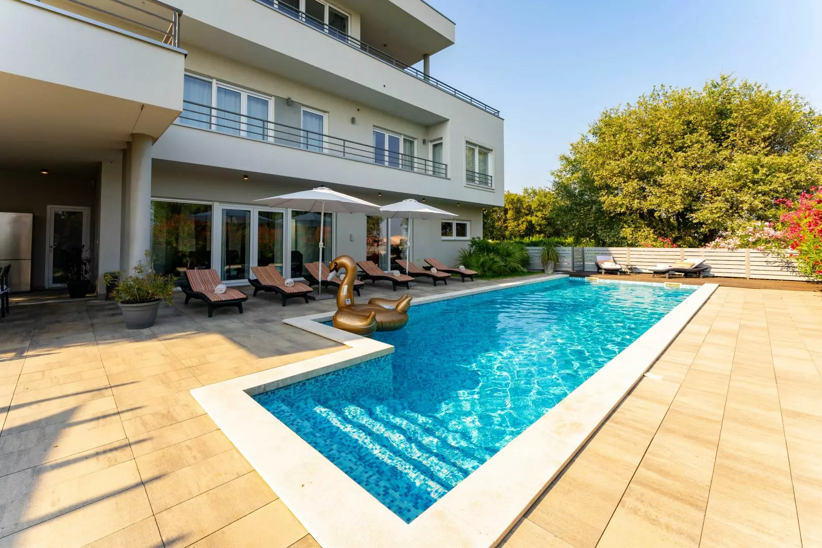 5-bedroom Villa In Medulin, Croatia (330 M²)