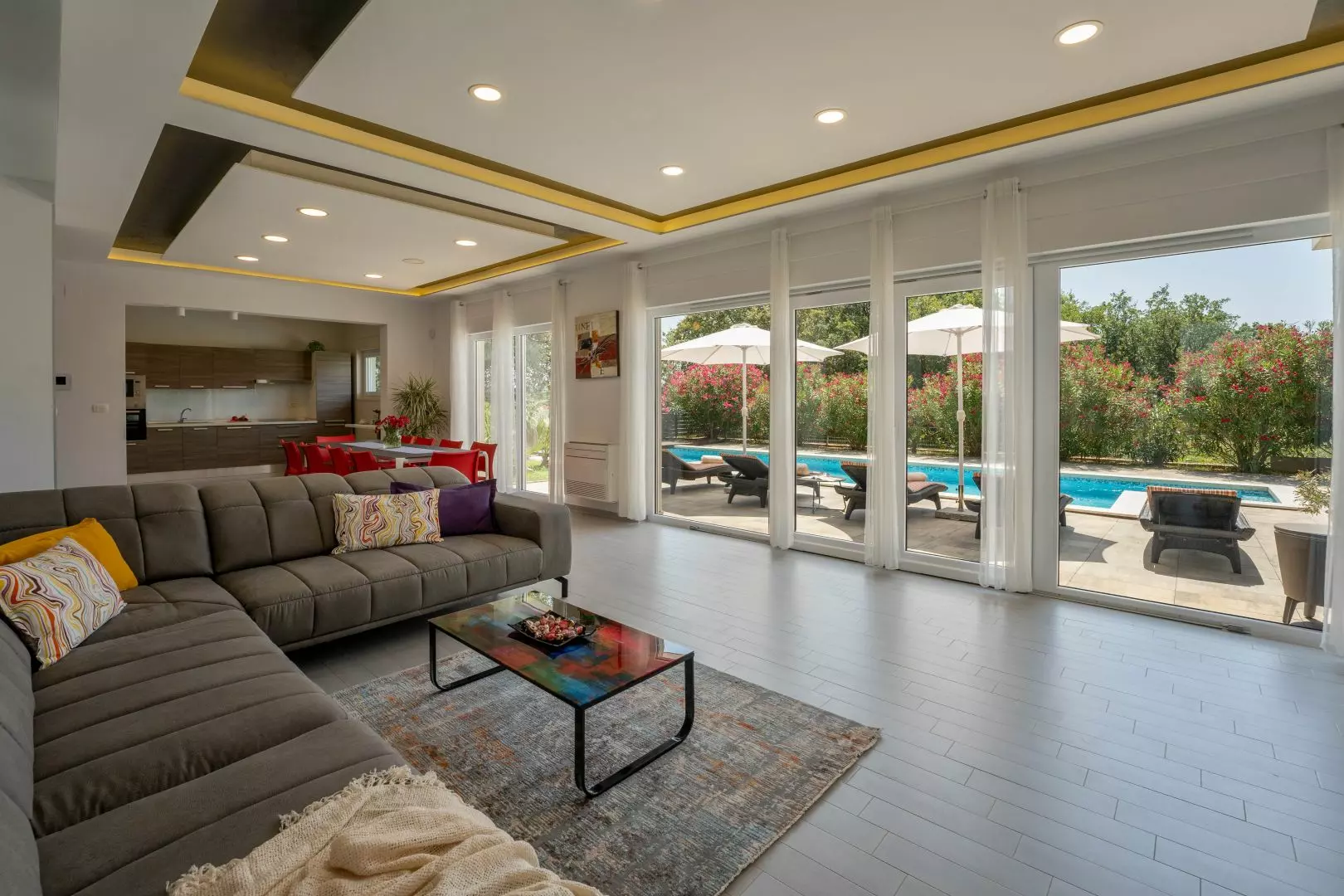 5-bedroom Villa In Medulin, Croatia (330 M²)