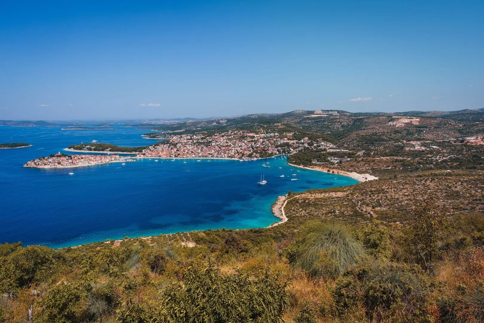 Land In Primošten Burnji, Croatia (1.810 M²)