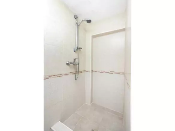 3-bedroom Apartment In Primošten, Croatia (85 M²)