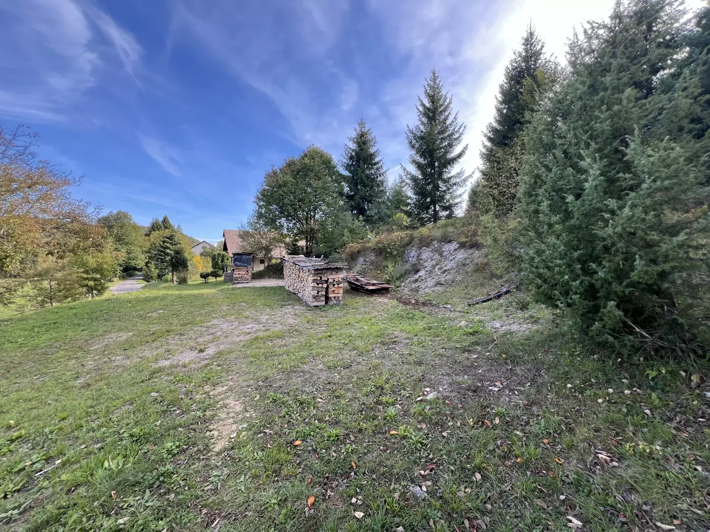 Land In Vrbovsko, Croatia (1.209 M²)