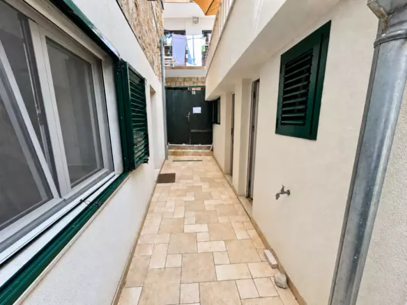 3-bedroom Apartment In Primošten, Croatia (85 M²)