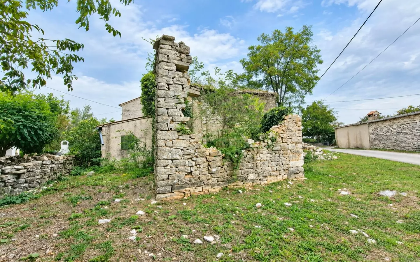 Land In Krmed, Croatia (141 M²)