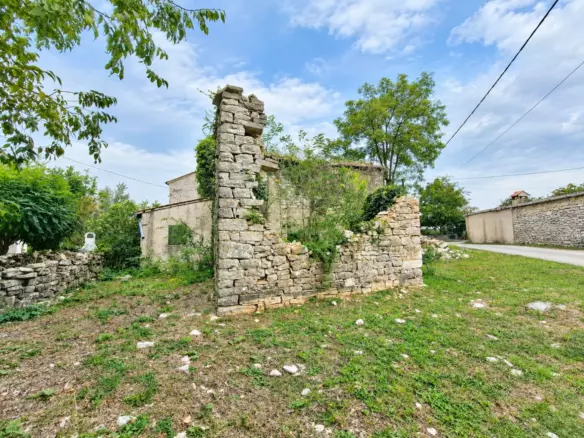 Land In Krmed, Croatia (141 M²)