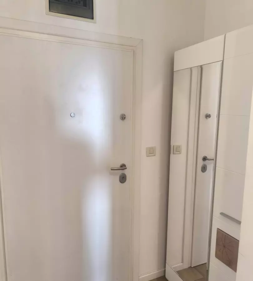 3-bedroom Apartment In Monvidal, Croatia (77 M²)