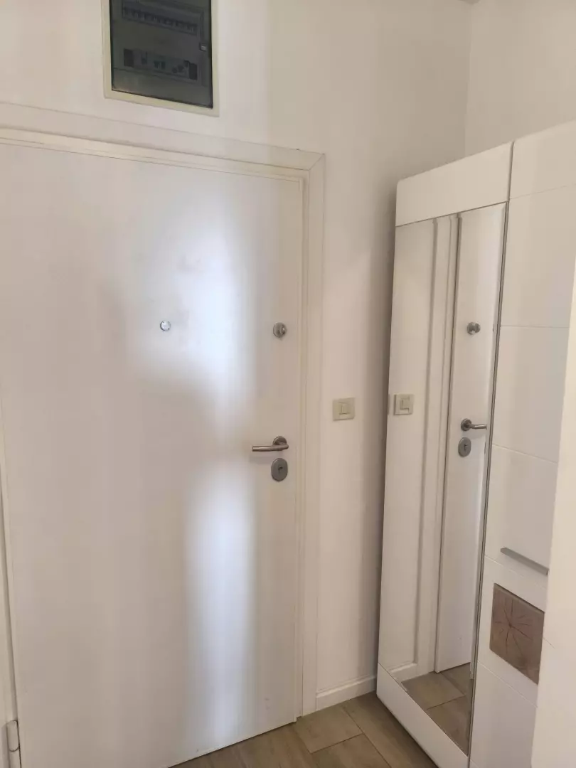 3-bedroom Apartment In Monvidal, Croatia (77 M²)