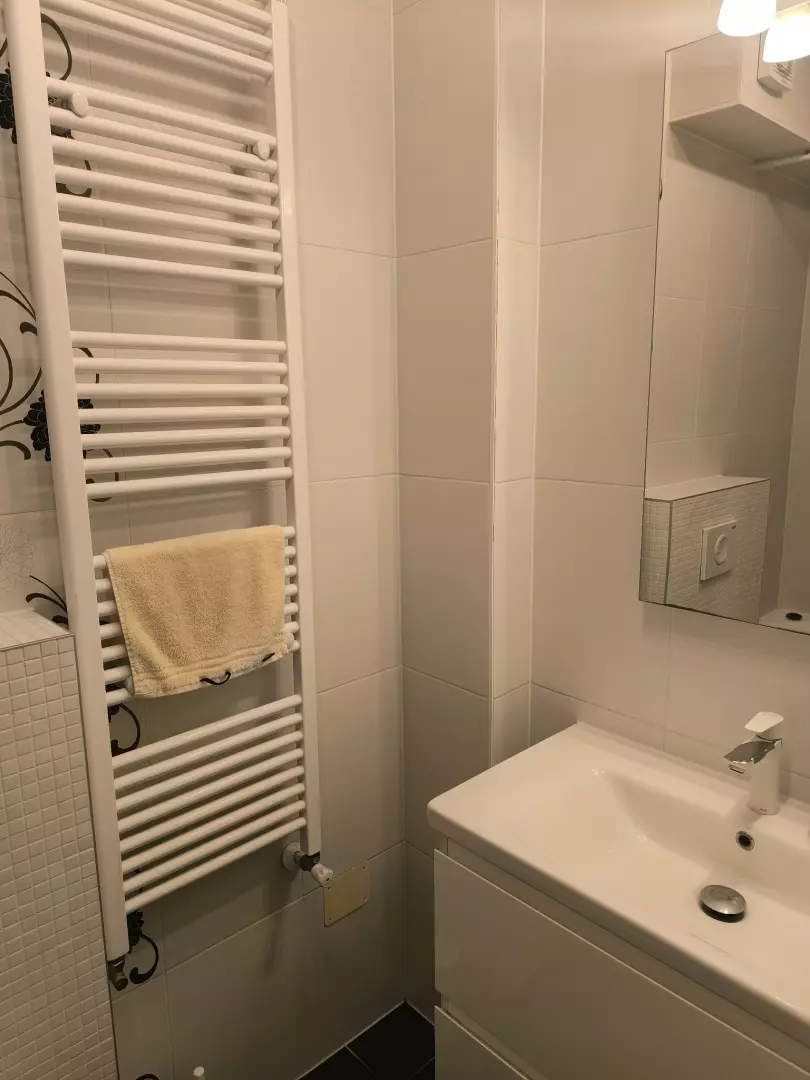 3-bedroom Apartment In Monvidal, Croatia (77 M²)