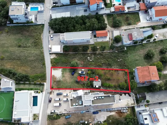 Land In Bibinje, Croatia (987 M²)