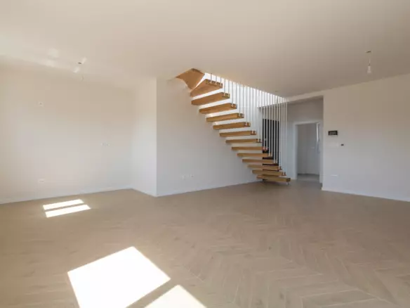 3-bedroom Apartment In Vodice, Croatia (127,84 M²)