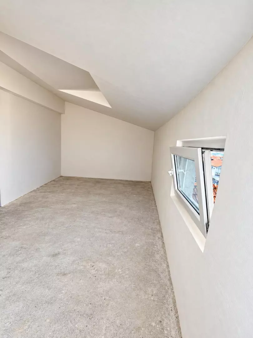 original_1791791951_whatsapp-image-2026-10-12-at-09-a15ba8 4-bedroom Apartment In Bili Brig, Croatia (96 M²)