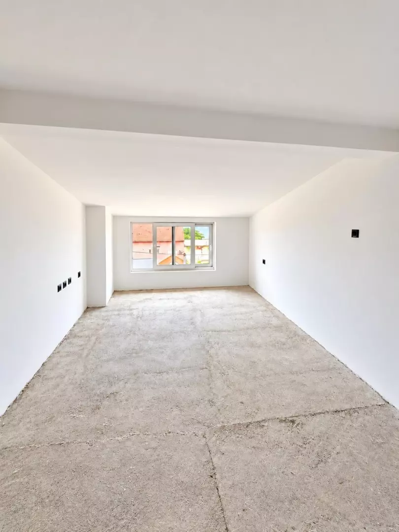 original_1791791958_whatsapp-image-2026-10-12-at-09-6079f4 4-bedroom Apartment In Bili Brig, Croatia (96 M²)