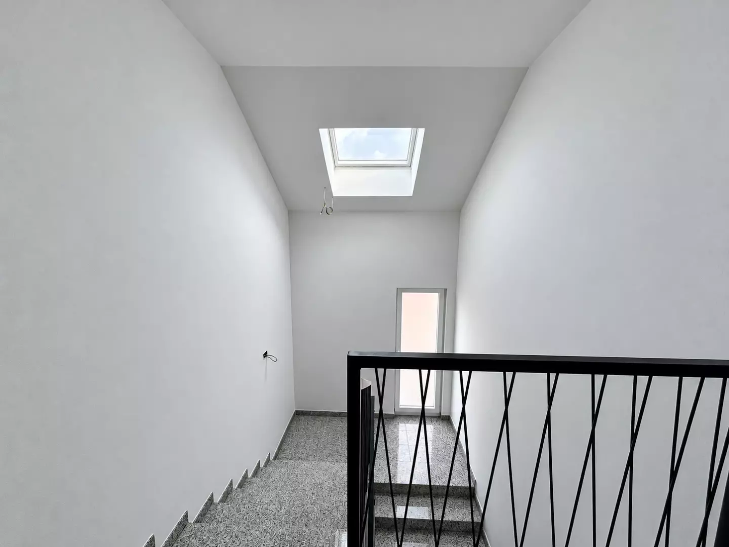original_1791793996_minimalist-skylit-stairwell-interior-9bb886 2-bedroom Apartment In Rogoznica, Croatia (54,58 M²)