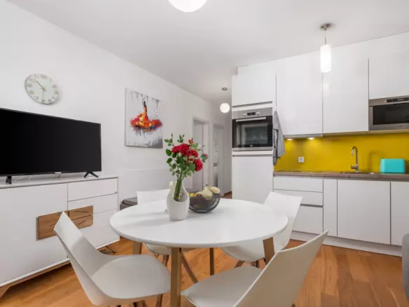 2-bedroom Apartment In Mošćenička Draga, Croatia (54 M²)
