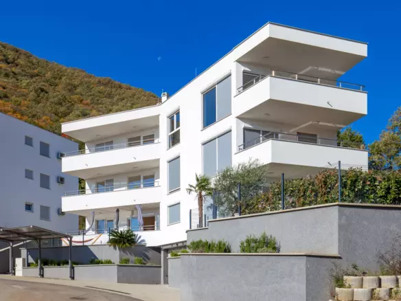 2-bedroom Apartment In Mošćenička Draga, Croatia (54 M²)
