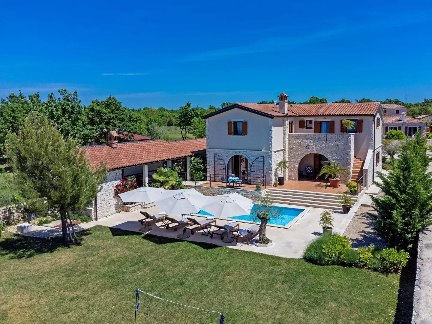 4-bedroom Detached House In Svetvinčenat, Croatia (279 M²)