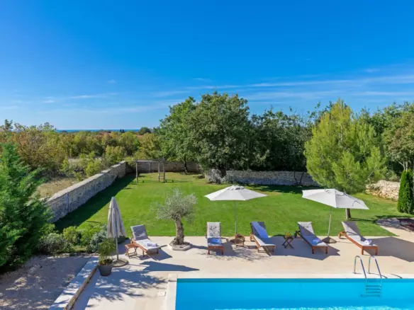 4-bedroom Detached House In Svetvinčenat, Croatia (279 M²)