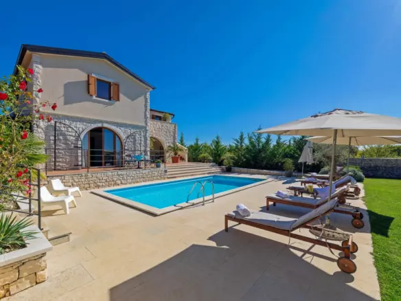 4-bedroom Detached House In Svetvinčenat, Croatia (279 M²)