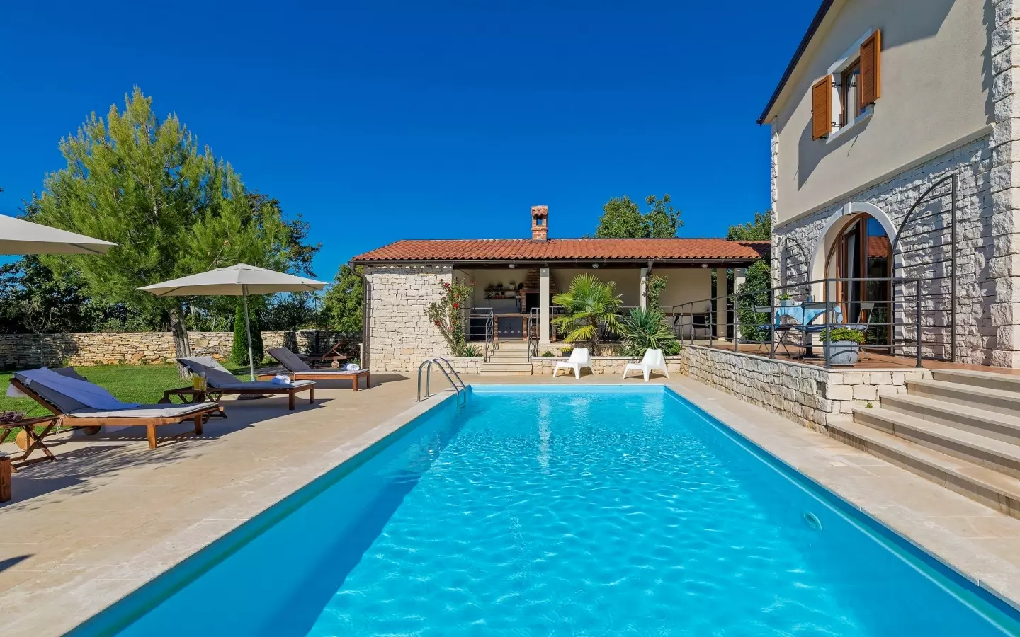 4-bedroom Detached House In Svetvinčenat, Croatia (279 M²)