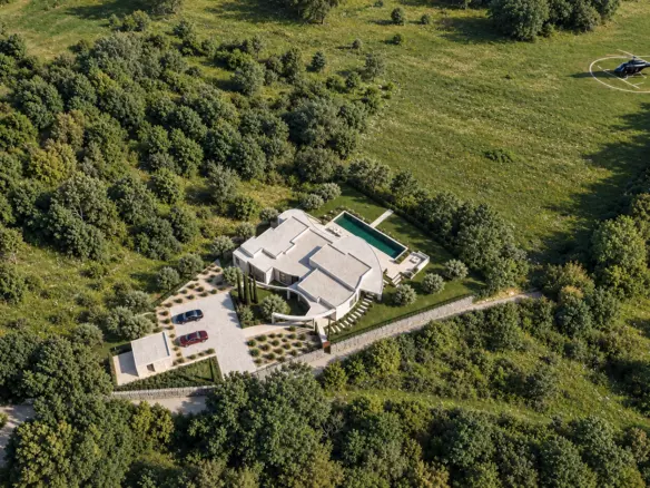 4-bedroom Villa In Žminj, Croatia (507 M²)