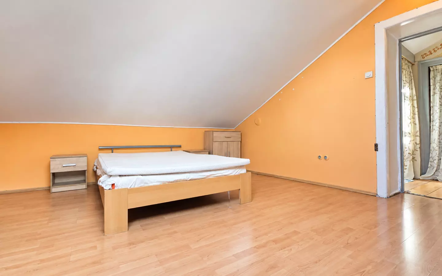 2-bedroom Apartment In Opatija – Centar, Croatia (82 M²)