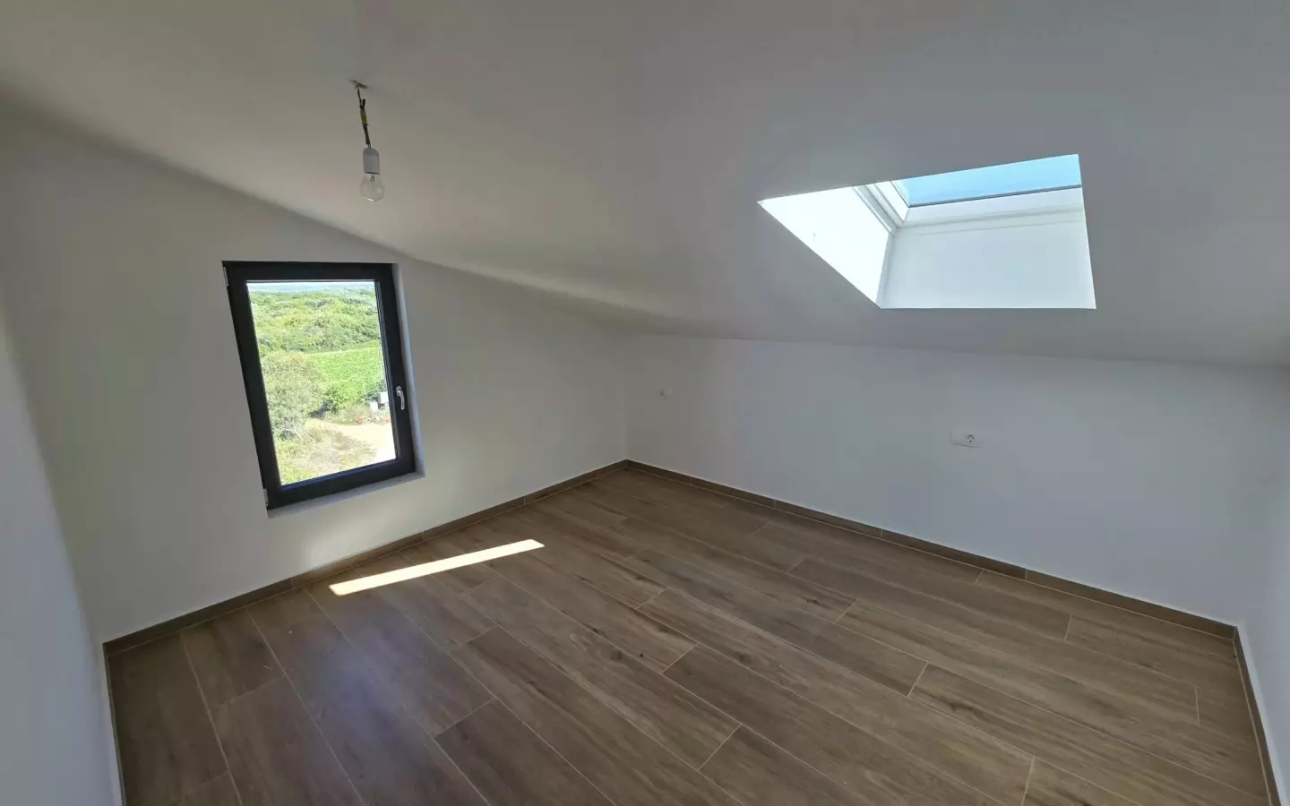 4-bedroom Apartment In Valbandon, Croatia (105 M²)