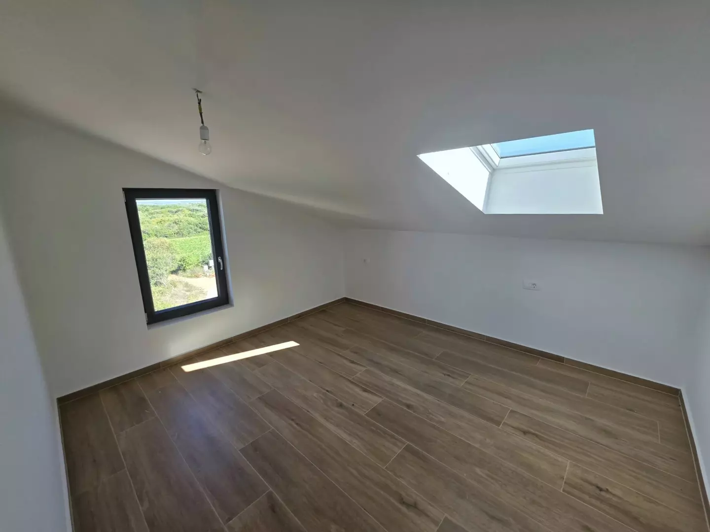 4-bedroom Apartment In Valbandon, Croatia (105 M²)