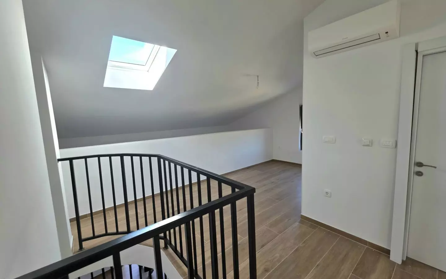 4-bedroom Apartment In Valbandon, Croatia (105 M²)