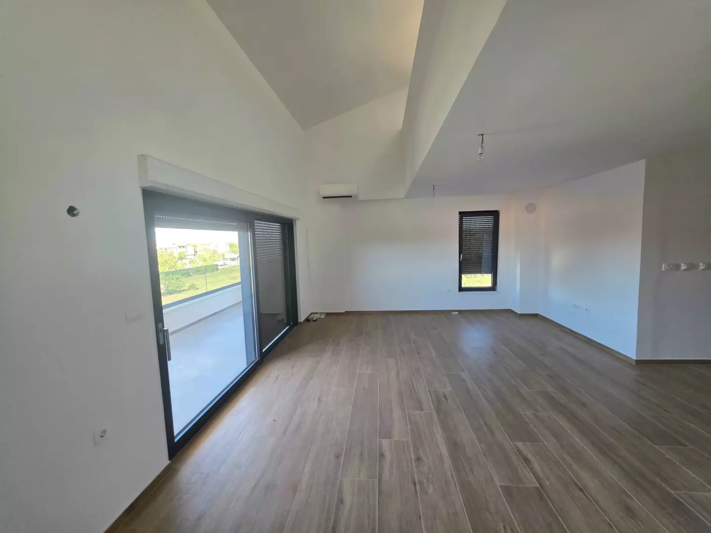 4-bedroom Apartment In Valbandon, Croatia (105 M²)