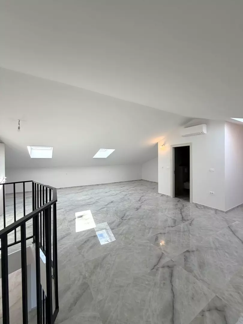 5-bedroom Apartment In Valbandon, Croatia (138,81 M²)