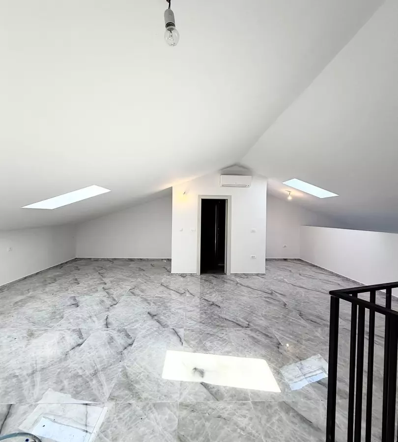 5-bedroom Apartment In Valbandon, Croatia (138,81 M²)