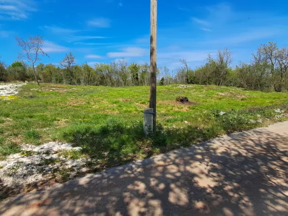 Land In Šegotići, Croatia (636 M²)