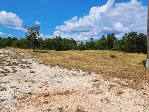 Land In Šegotići, Croatia (636 M²)