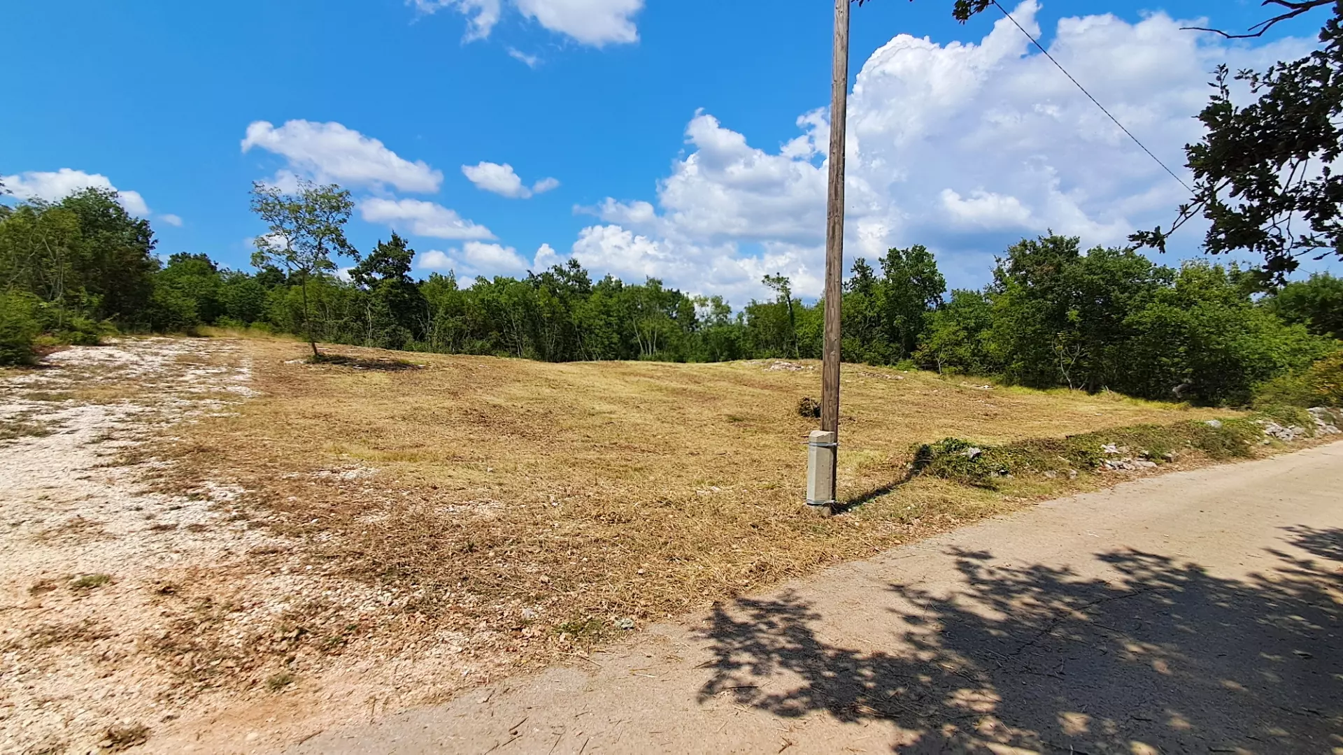 Land In Šegotići, Croatia (1.268 M²)