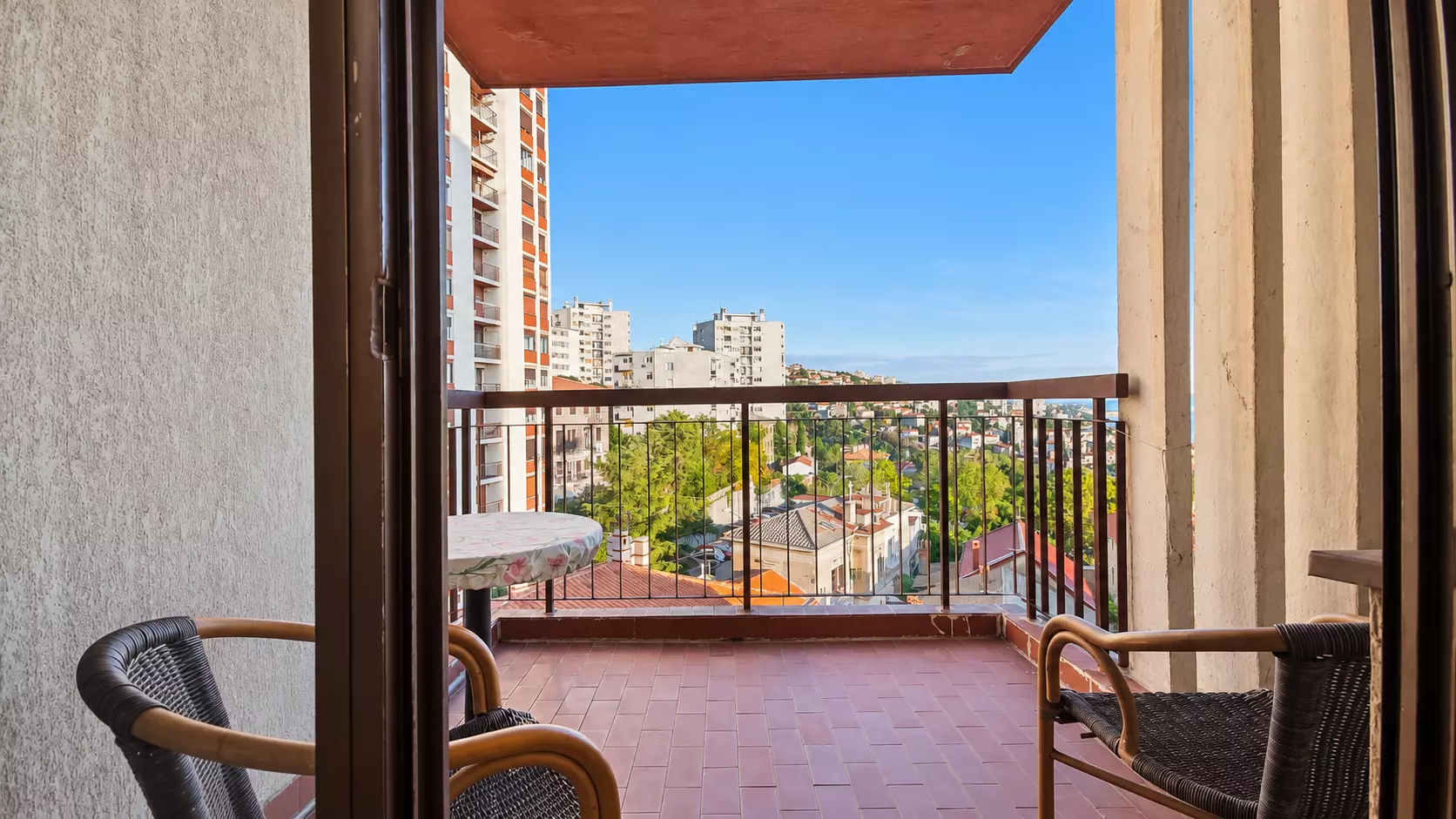 2-bedroom Apartment In Belveder, Croatia (77 M²)