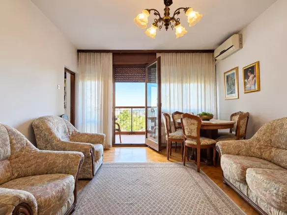 2-bedroom Apartment In Belveder, Croatia (77 M²)