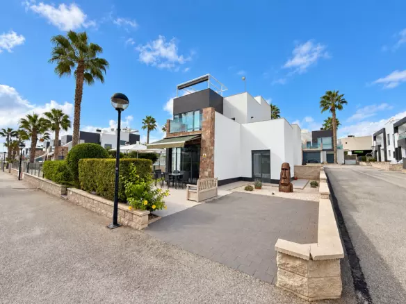 3-bedroom Duplex In Orihuela Costa, Spain (98 M²)