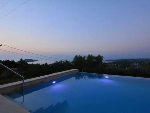 8-bedroom Villa In Anthidonos, Greece (390 M²)