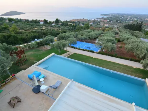 8-bedroom Villa In Anthidonos, Greece (390 M²)