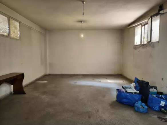 Commercial Property In Toumpa, Greece (90 M²)
