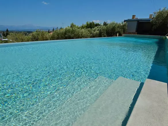 8-bedroom Villa In Anthidonos, Greece (390 M²)