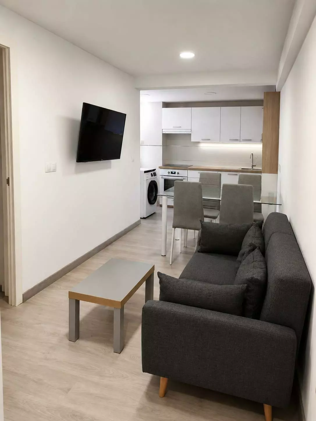 4-bedroom Apartment In Alicante, Spain (115 M²)
