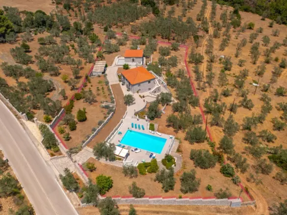 7-bedroom Villa In Asklipieio, Greece (420 M²)