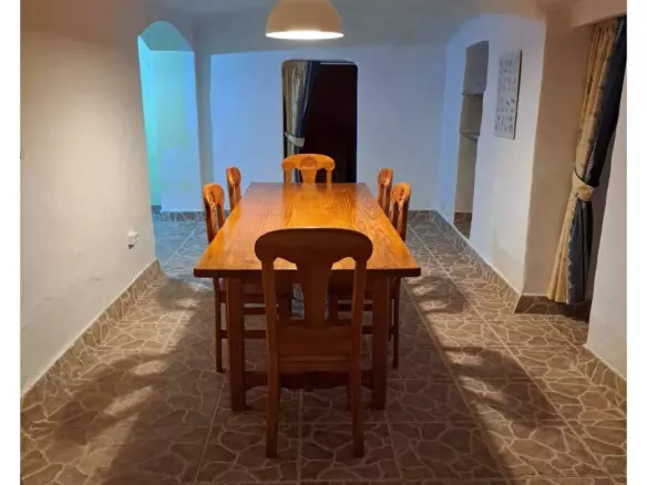 4-bedroom Cave House In Town, Spain (1.012 M² Plot)