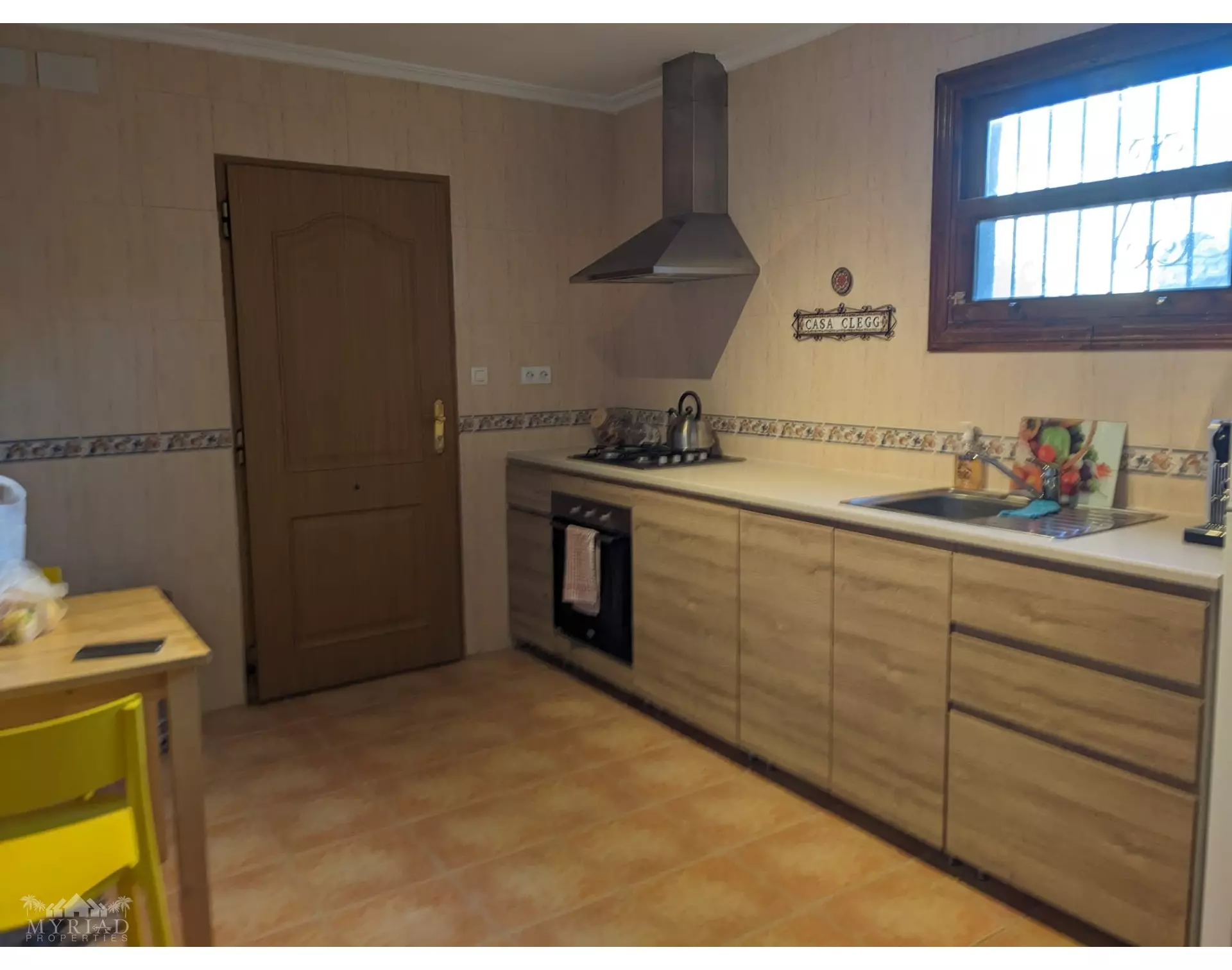 6672_motion_photo_6740175946295738613-392bf0 4-bedroom Cave House In Town, Spain (1.012 M² Plot)