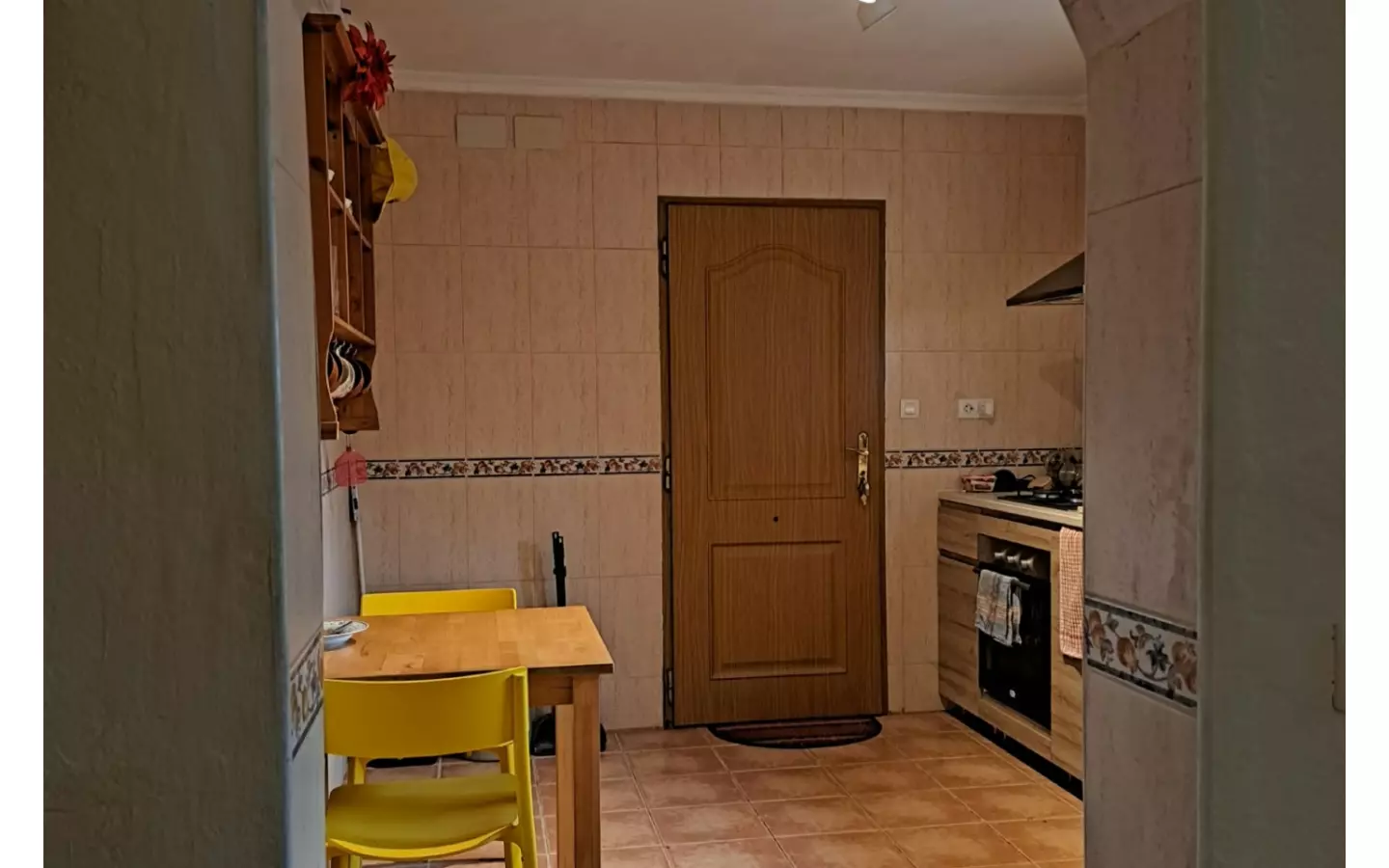 4-bedroom Cave House In Town, Spain (1.012 M² Plot)