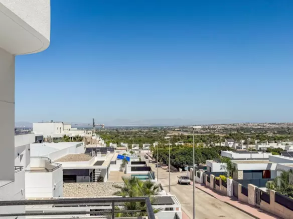 4-bedroom Villa In Rojales, Spain (240 M²)